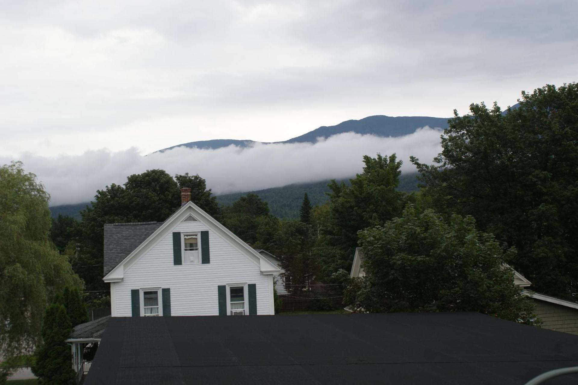 Northern Peaks Motor Inn Gorham Exterior photo